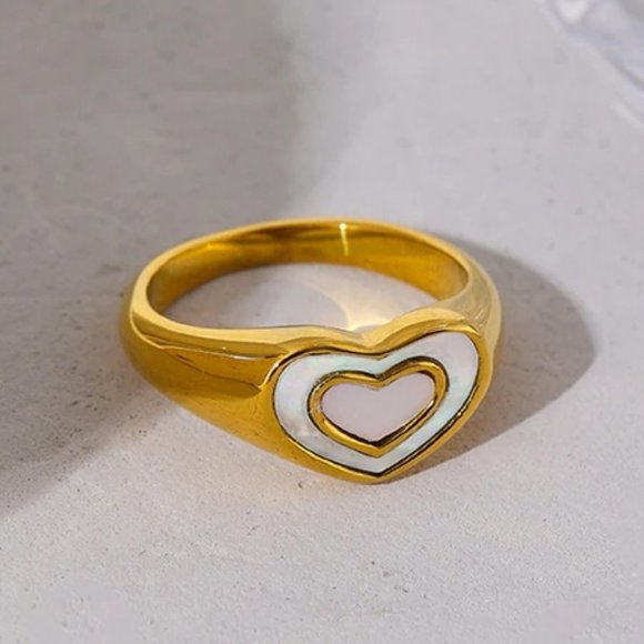 NEW 18K Gold Plated Mother Of Pearl Shell Heart Ring - Picture 7 of 8